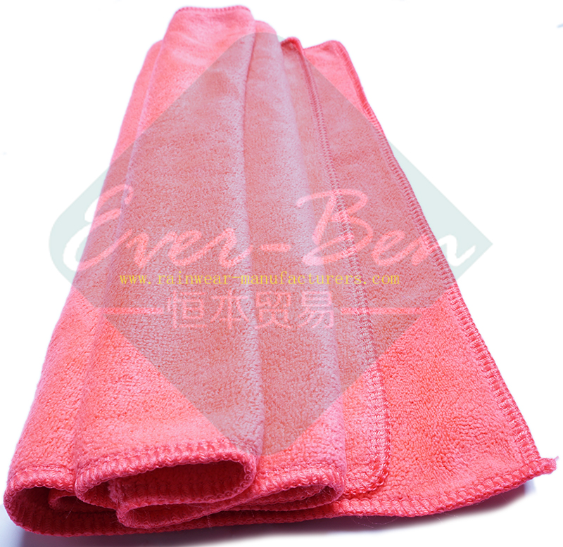Bath towels in bulk